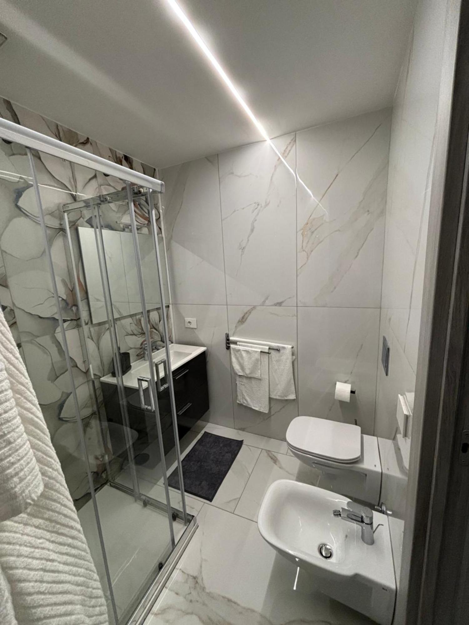 Briante House Panzió Nápoly Kültér fotó