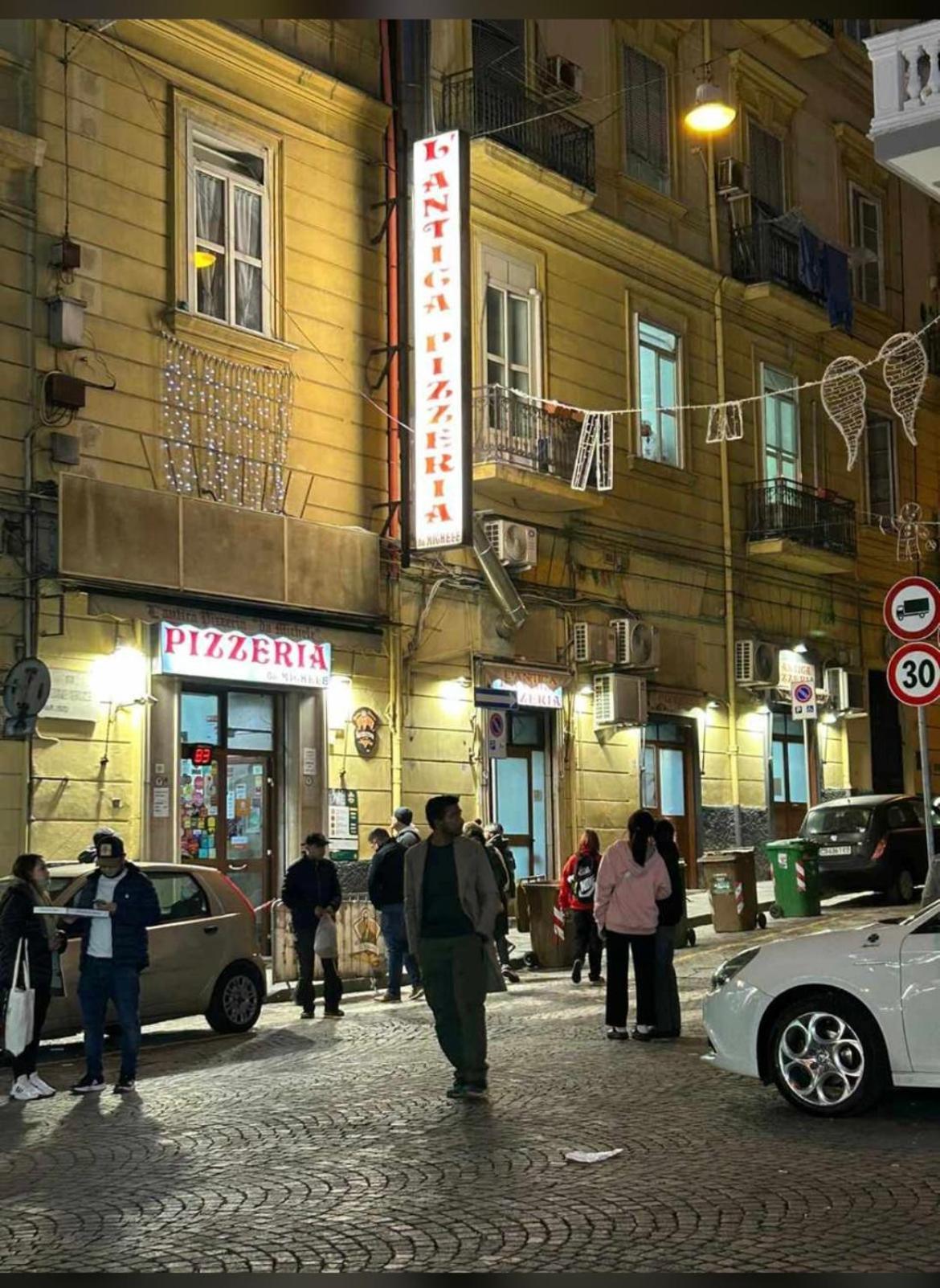 Briante House Panzió Nápoly Kültér fotó