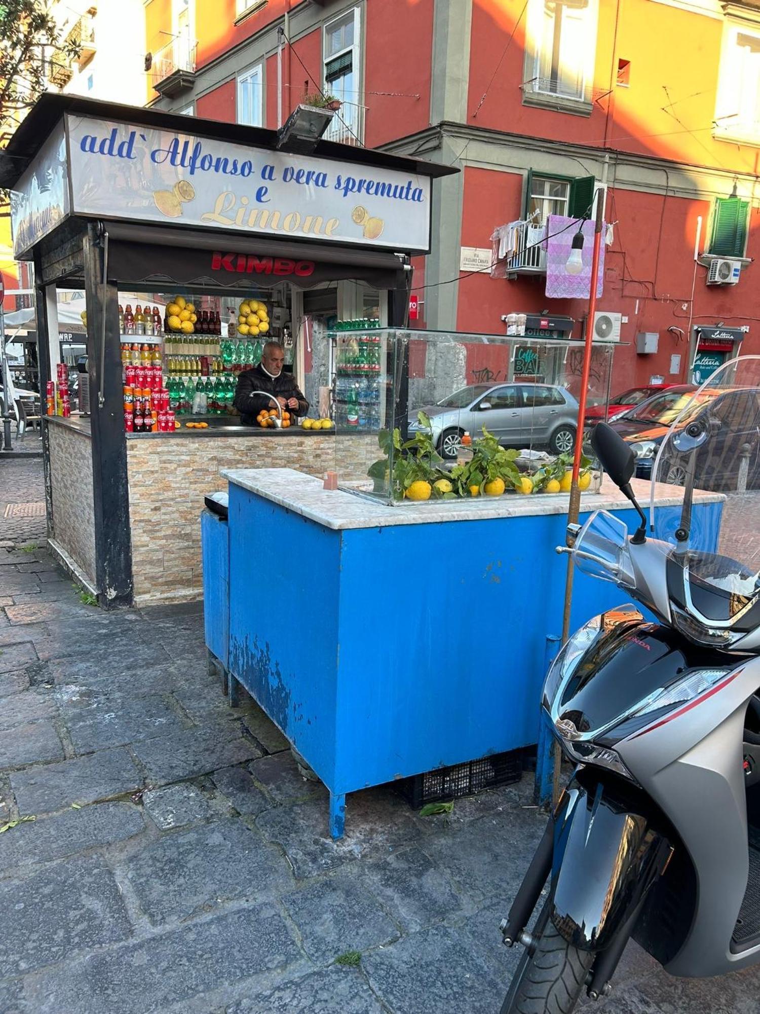 Briante House Panzió Nápoly Kültér fotó