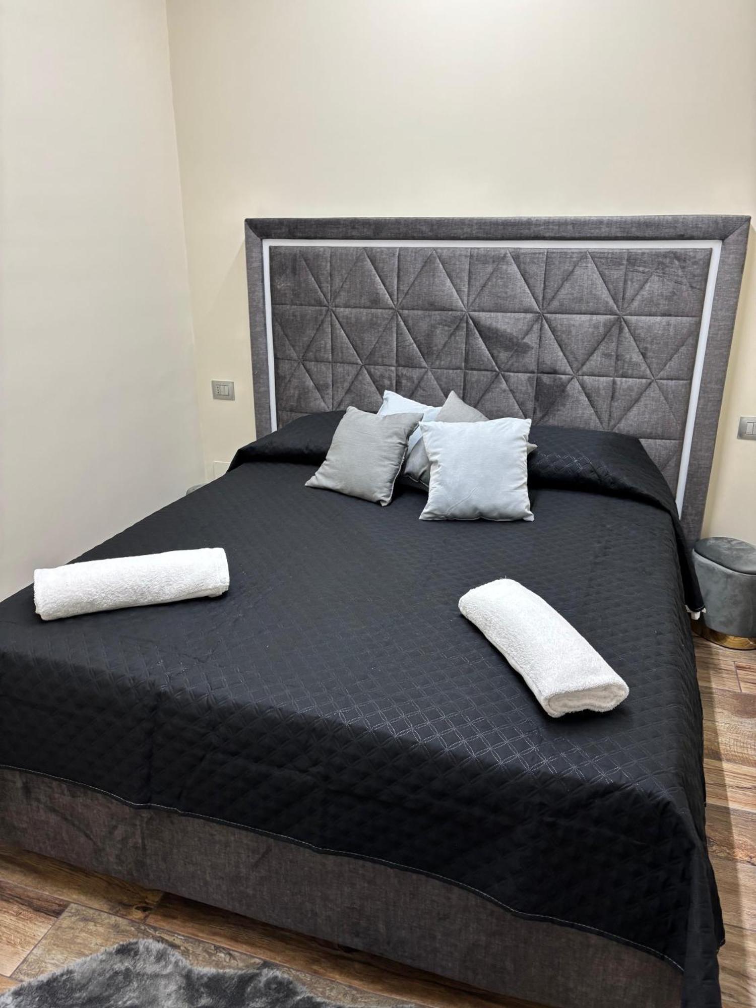 Briante House Panzió Nápoly Kültér fotó