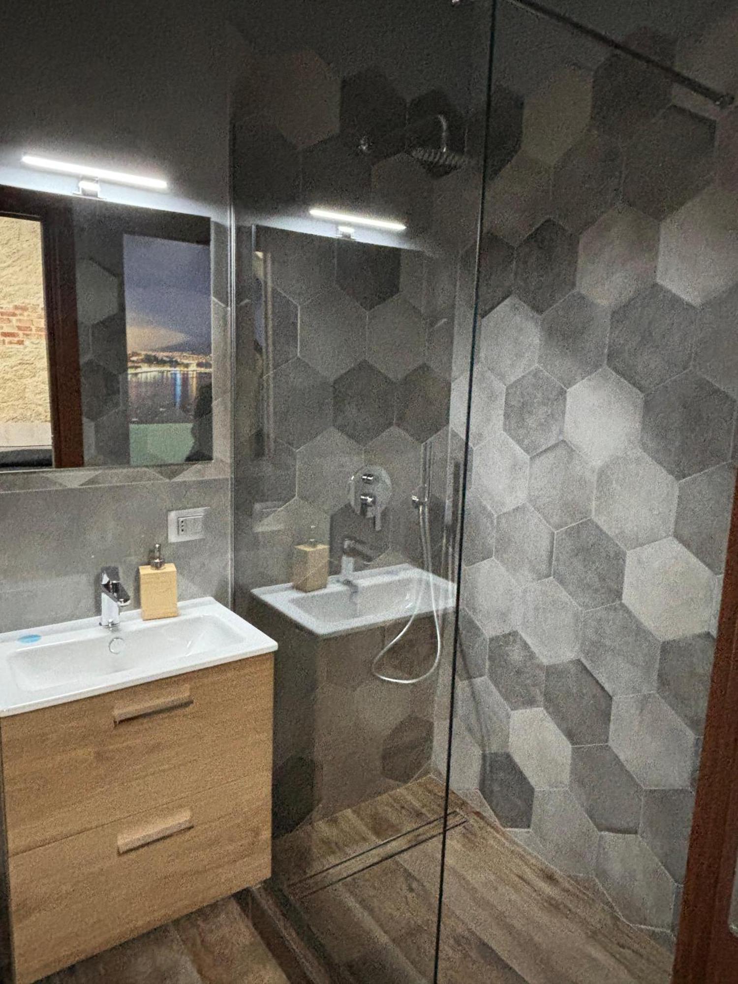 Briante House Panzió Nápoly Kültér fotó